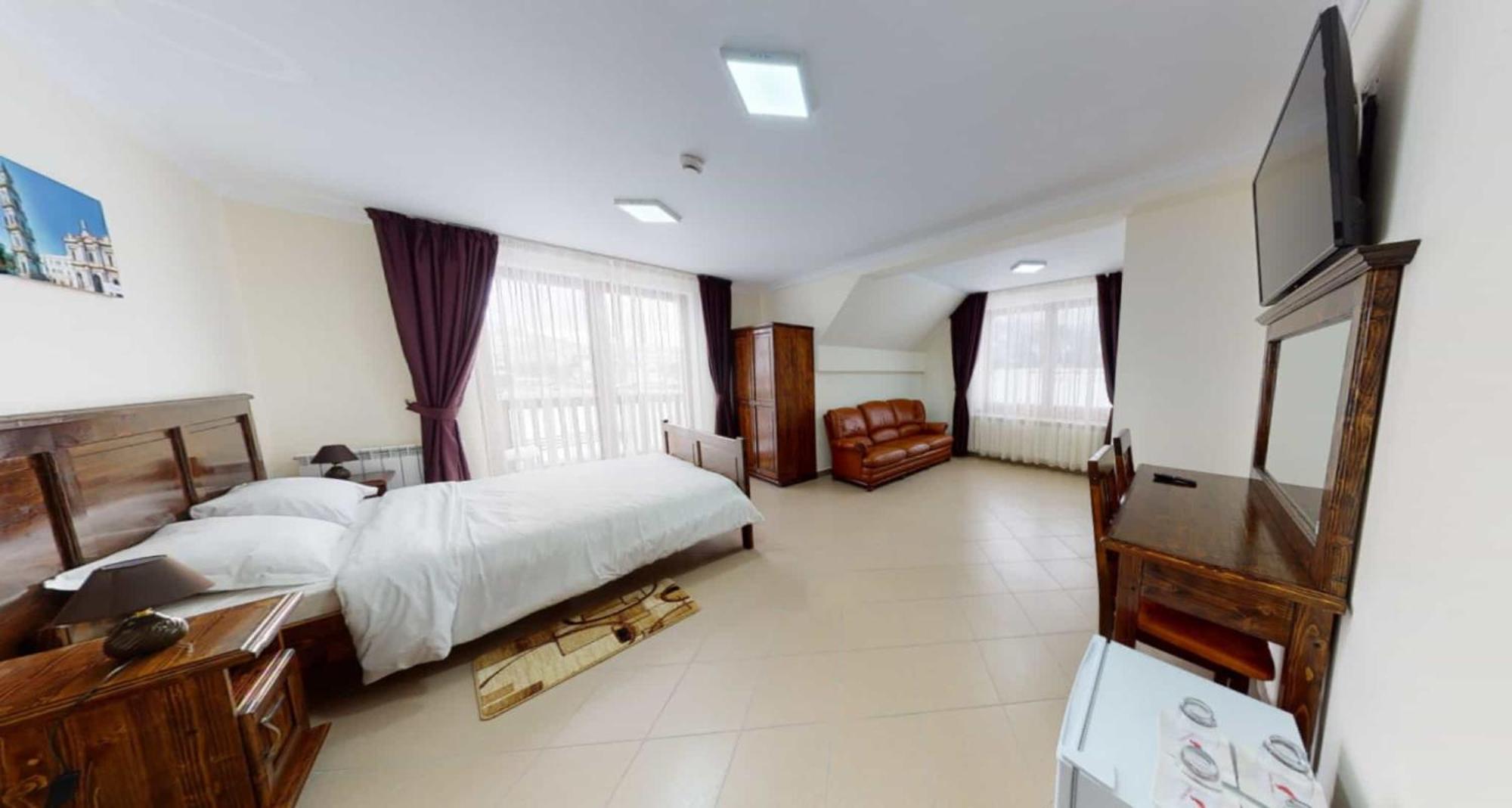 Hotel Rabbit Bran Моєчу-де-Жос Екстер'єр фото