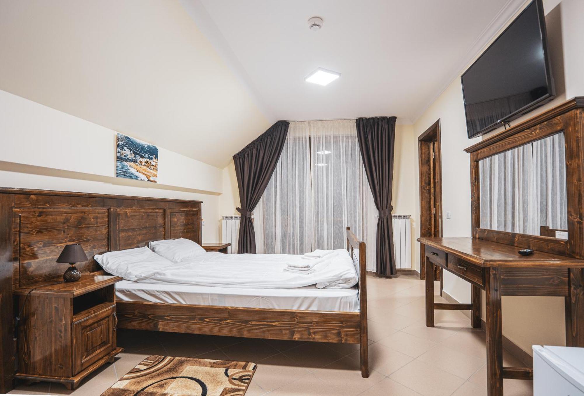Hotel Rabbit Bran Моєчу-де-Жос Екстер'єр фото